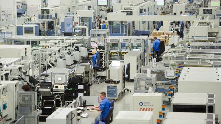 Como é o funcionamento e criação de maquinas nas fabricas